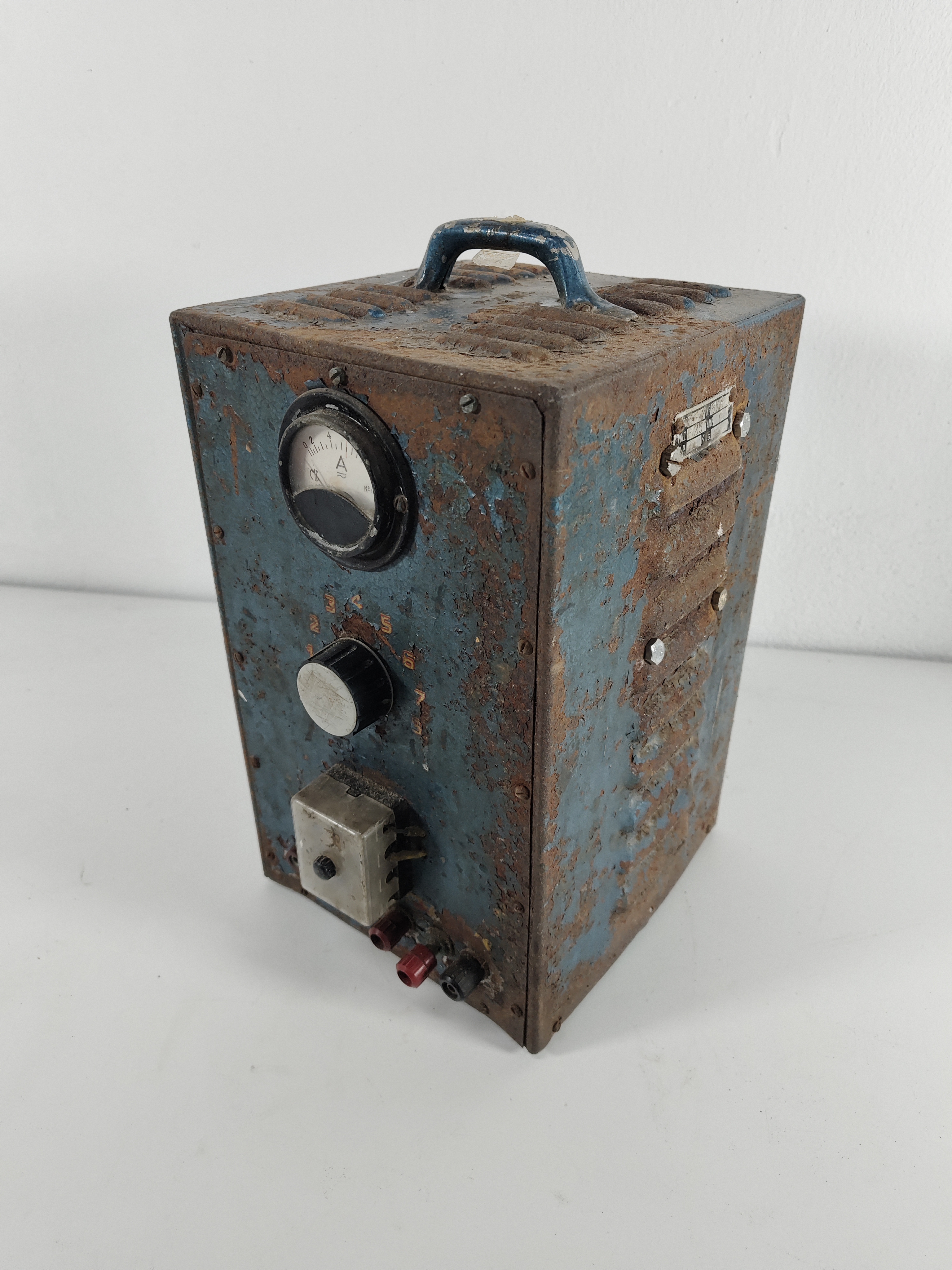 aparato transformador elevador reductor metal oxido 31.5x19.5x20 1u